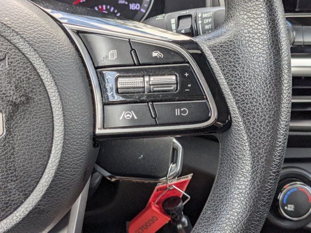 Thumbnail: 2024 Kia Forte - 17