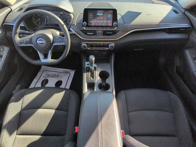 Thumbnail: 2025 Nissan Altima - 25