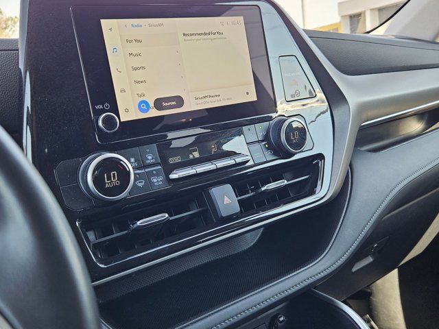 Thumbnail: 2024 Toyota Highlander - 17