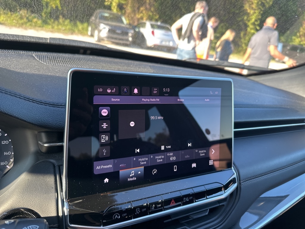 Thumbnail: 2023 Jeep Compass - 5