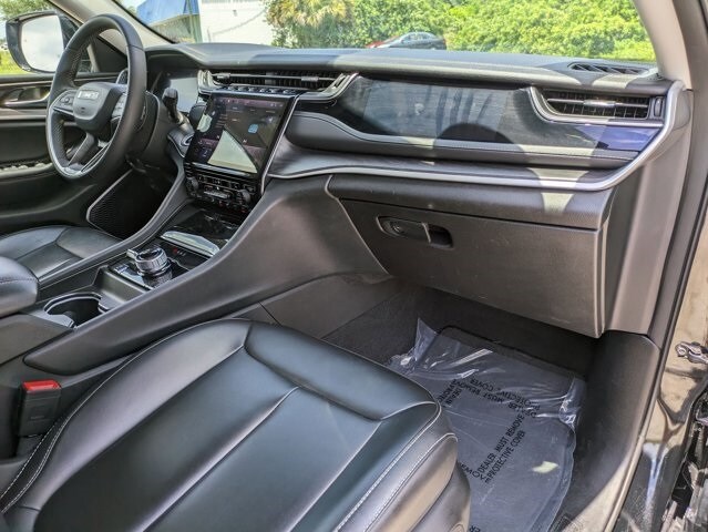 2023 Jeep Grand Cherokee 4xe 33