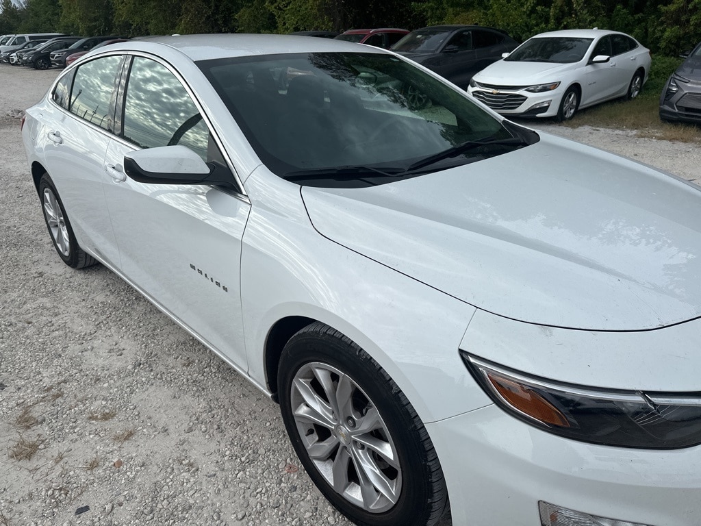 Thumbnail: 2024 Chevrolet Malibu - 3