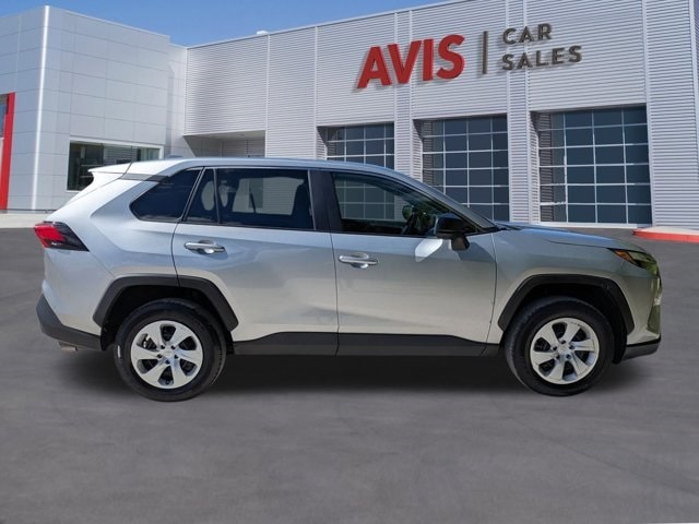 Thumbnail: 2024 Toyota RAV4 - 4