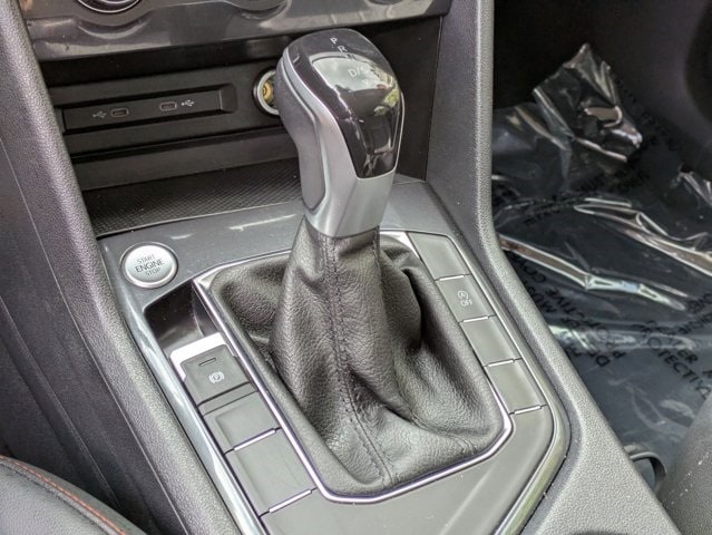 Thumbnail: 2024 Volkswagen Tiguan - 11