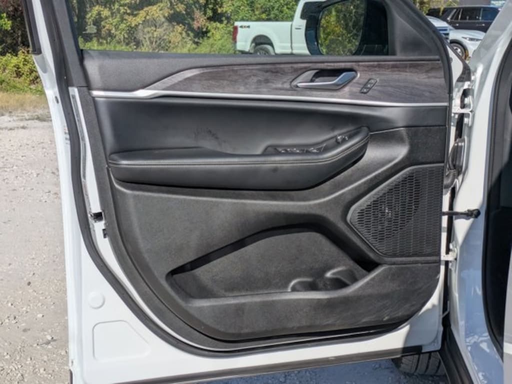 Certified 2024 Jeep Grand Cherokee L Limited SUV