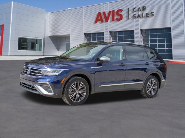 2024 Volkswagen Tiguan SE's photo