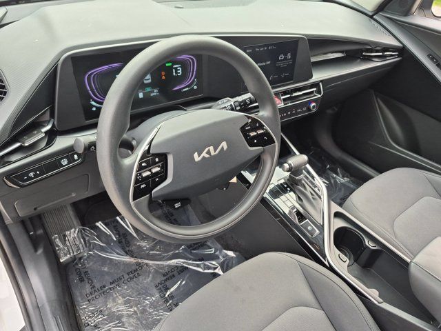 Thumbnail: 2025 Kia Niro - 15