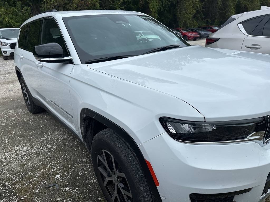 Thumbnail: 2024 Jeep Grand Cherokee L - 3