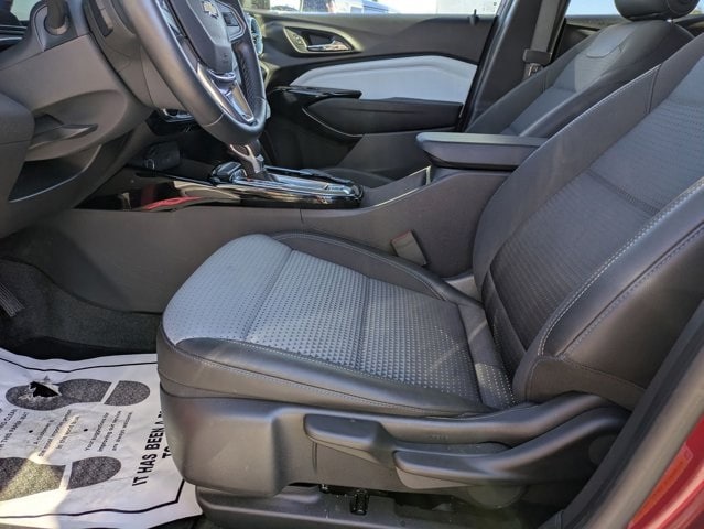 Thumbnail: 2025 Chevrolet Trax - 17