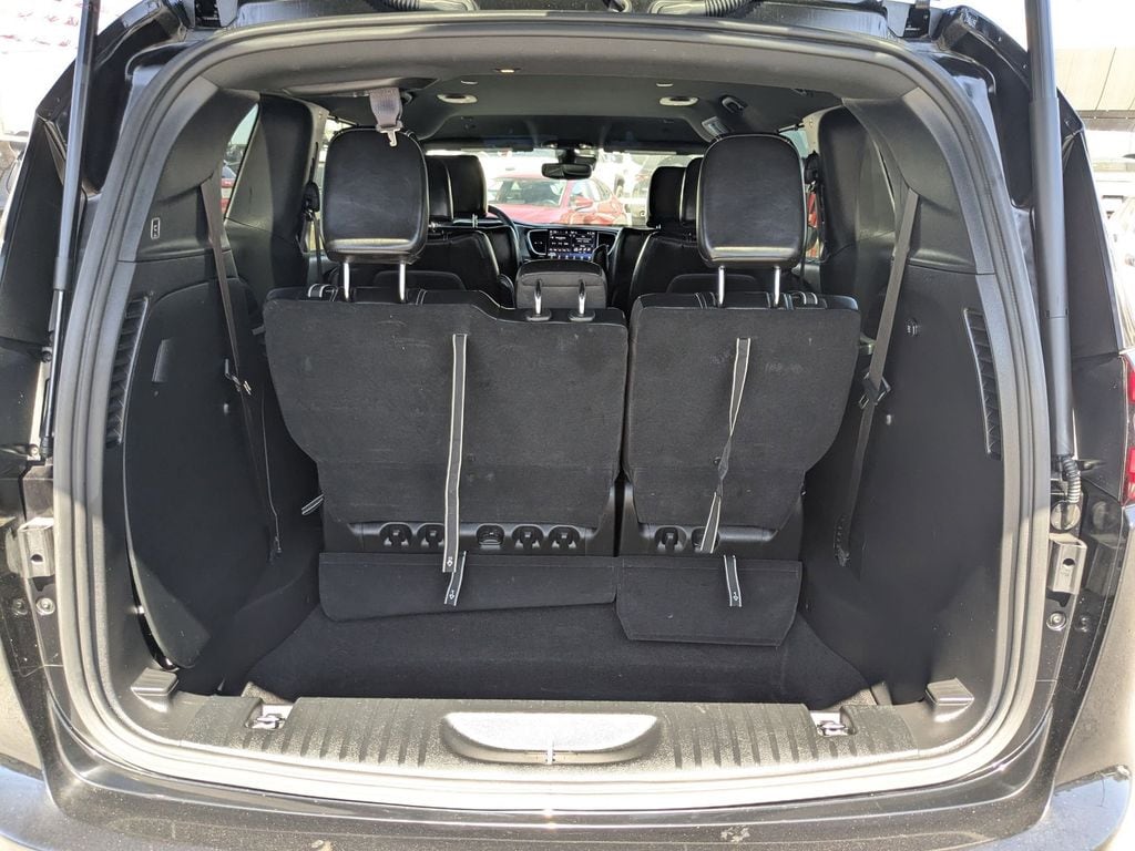 Thumbnail: 2025 Chrysler Pacifica - 27