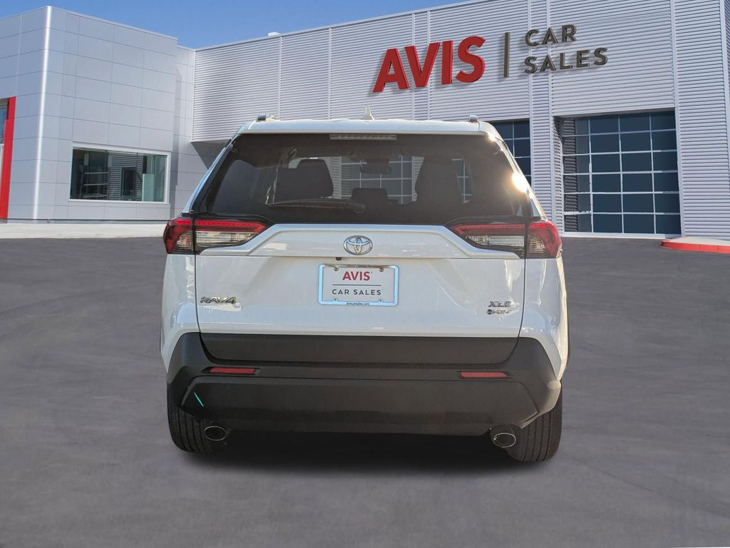 Thumbnail: 2025 Toyota RAV4 - 5