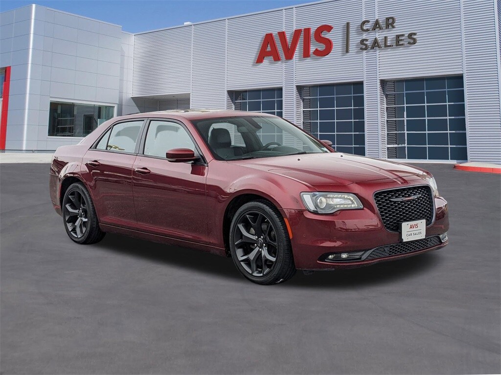Used 2023 Chrysler 300 For Sale at AVIS Car Sales VIN 2C3CCABG7PH569569