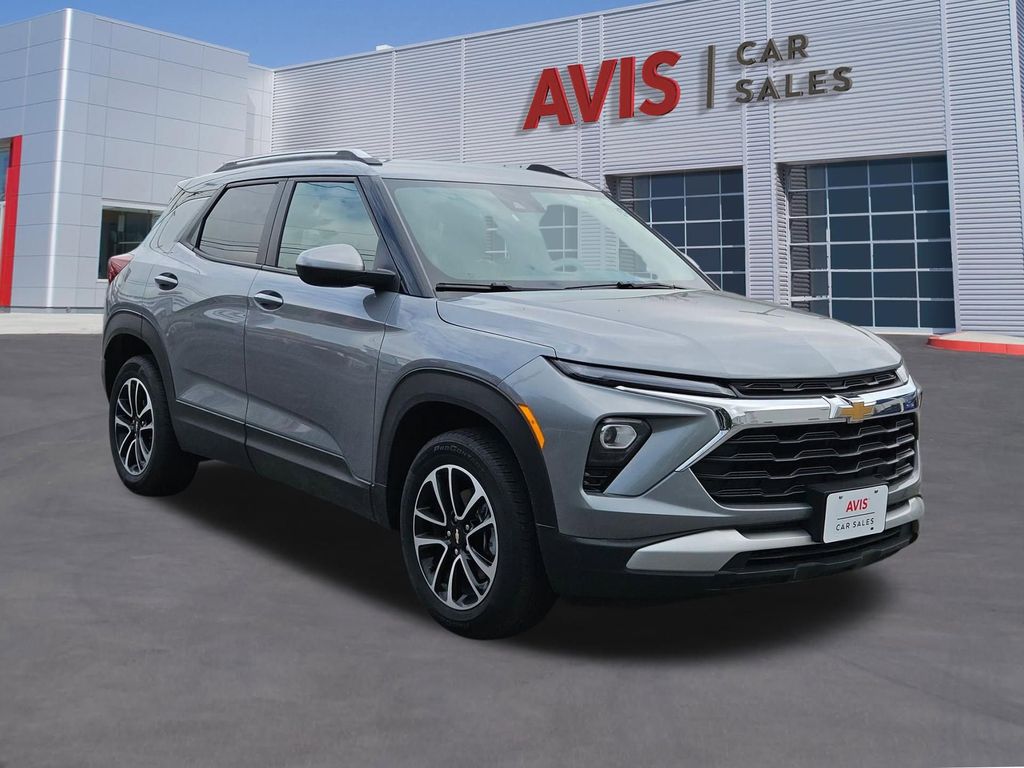 Thumbnail: 2025 Chevrolet TrailBlazer - 9