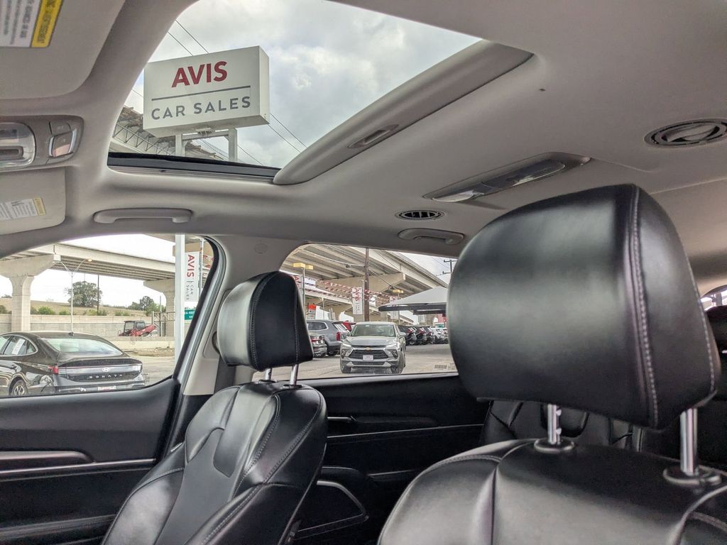 Thumbnail: 2025 Kia Telluride - 25