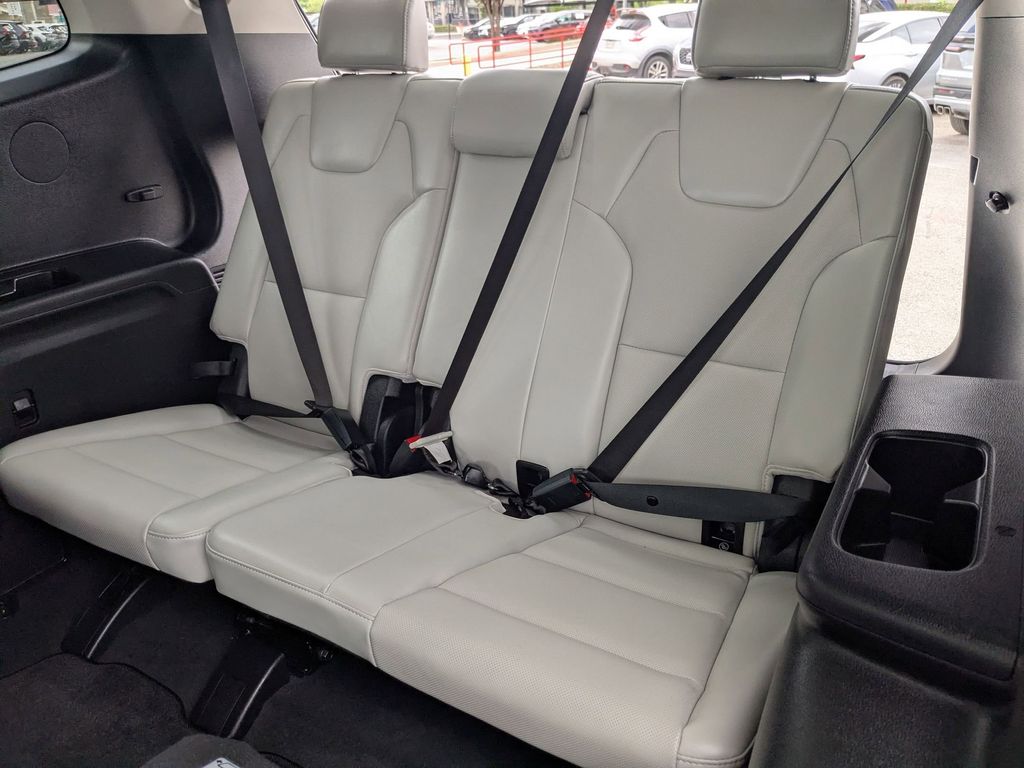 Thumbnail: 2025 Kia Telluride - 28