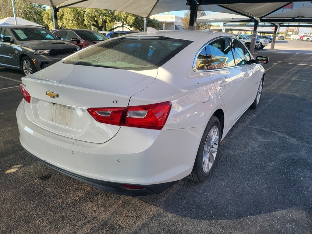 Thumbnail: 2024 Chevrolet Malibu - 5