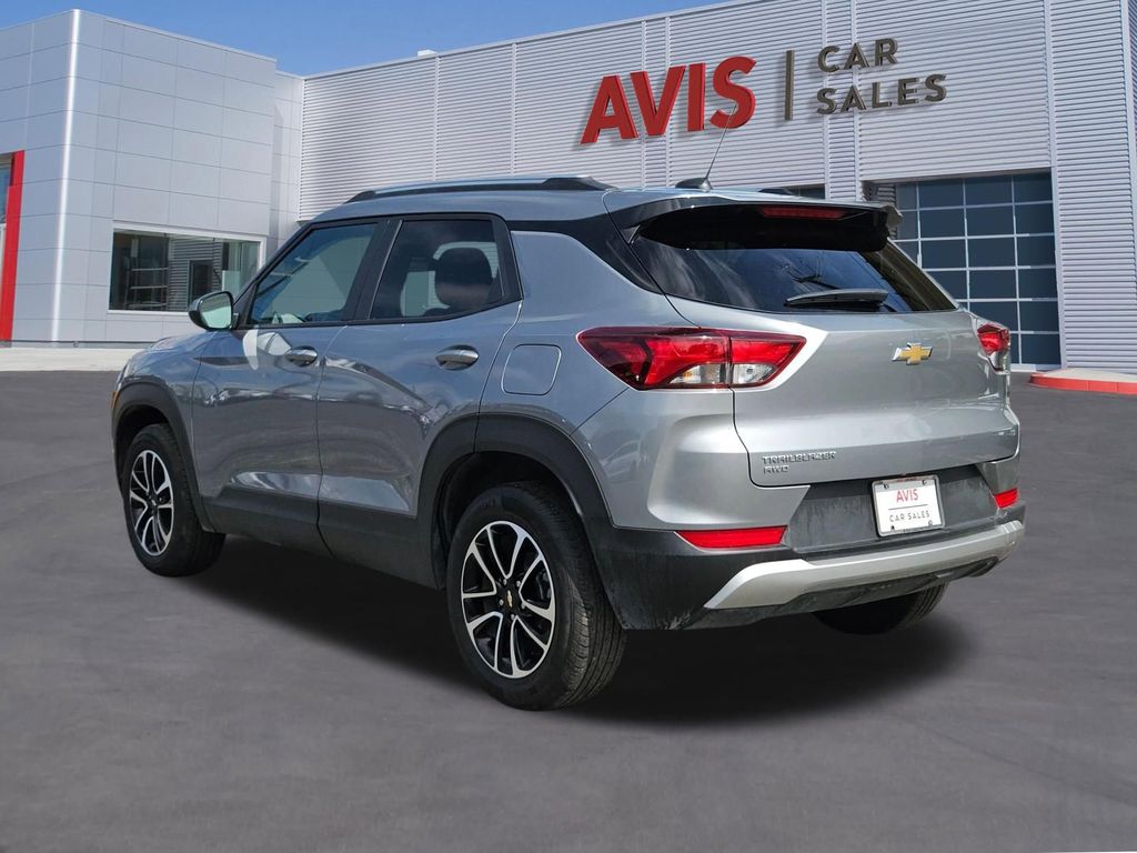 Thumbnail: 2025 Chevrolet TrailBlazer - 3