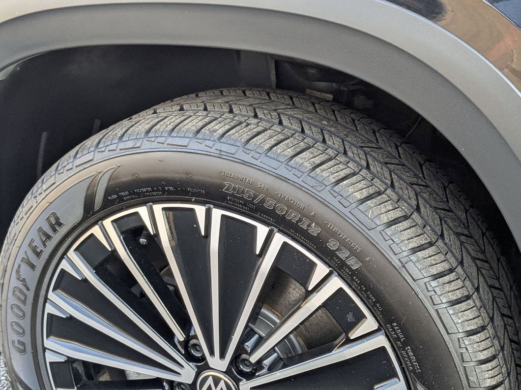 Thumbnail: 2025 Volkswagen Taos - 28