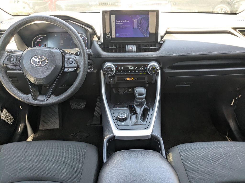 Thumbnail: 2025 Toyota RAV4 - 26