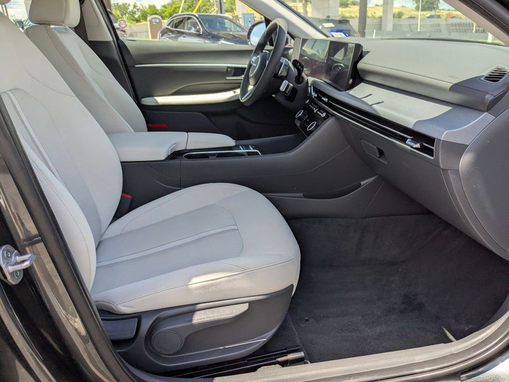 Thumbnail: 2025 Hyundai Sonata - 27