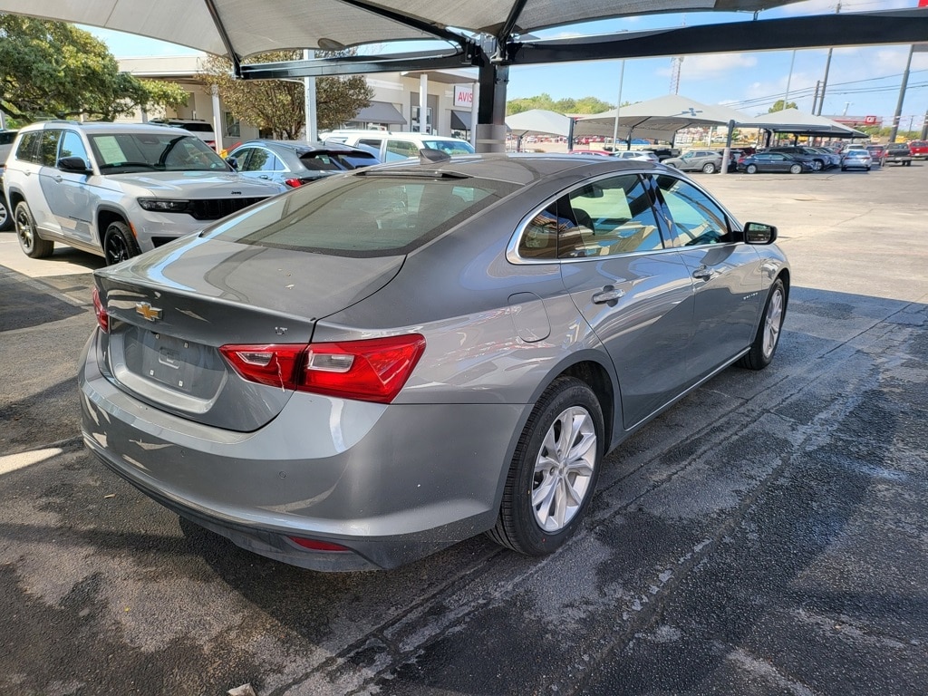 Thumbnail: 2024 Chevrolet Malibu - 5