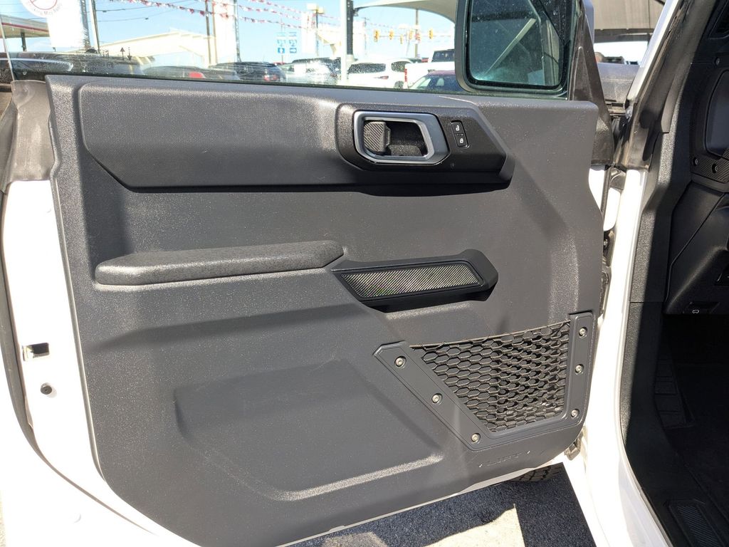 Thumbnail: 2025 Ford Bronco - 11