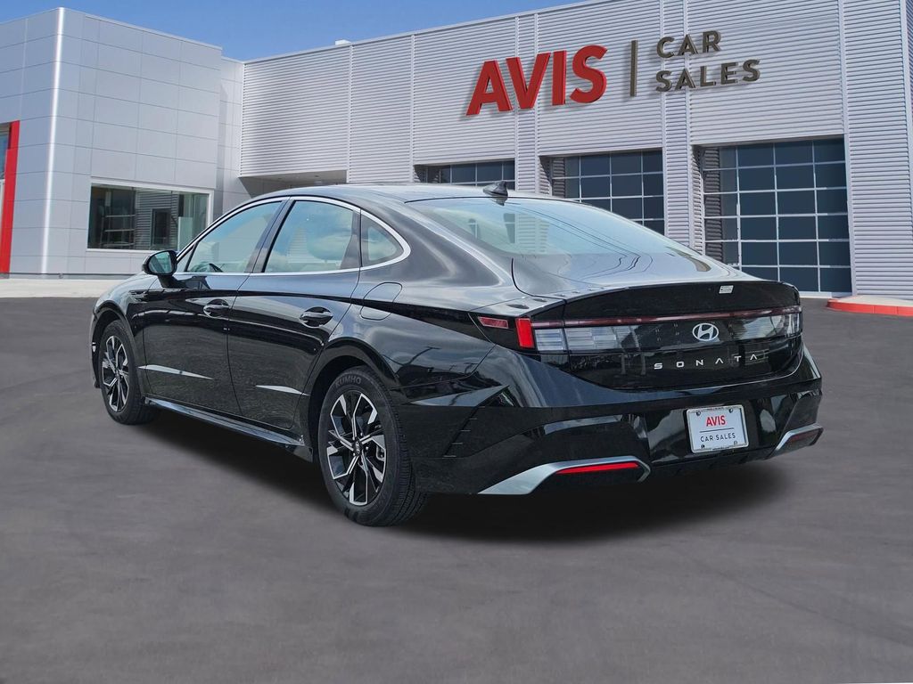 Thumbnail: 2025 Hyundai Sonata - 3