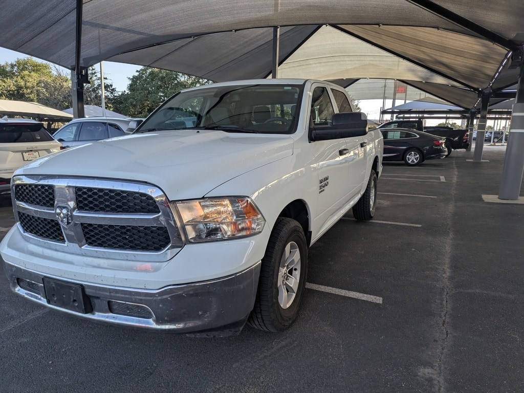 Thumbnail: 2023 RAM 1500 Classic - 1