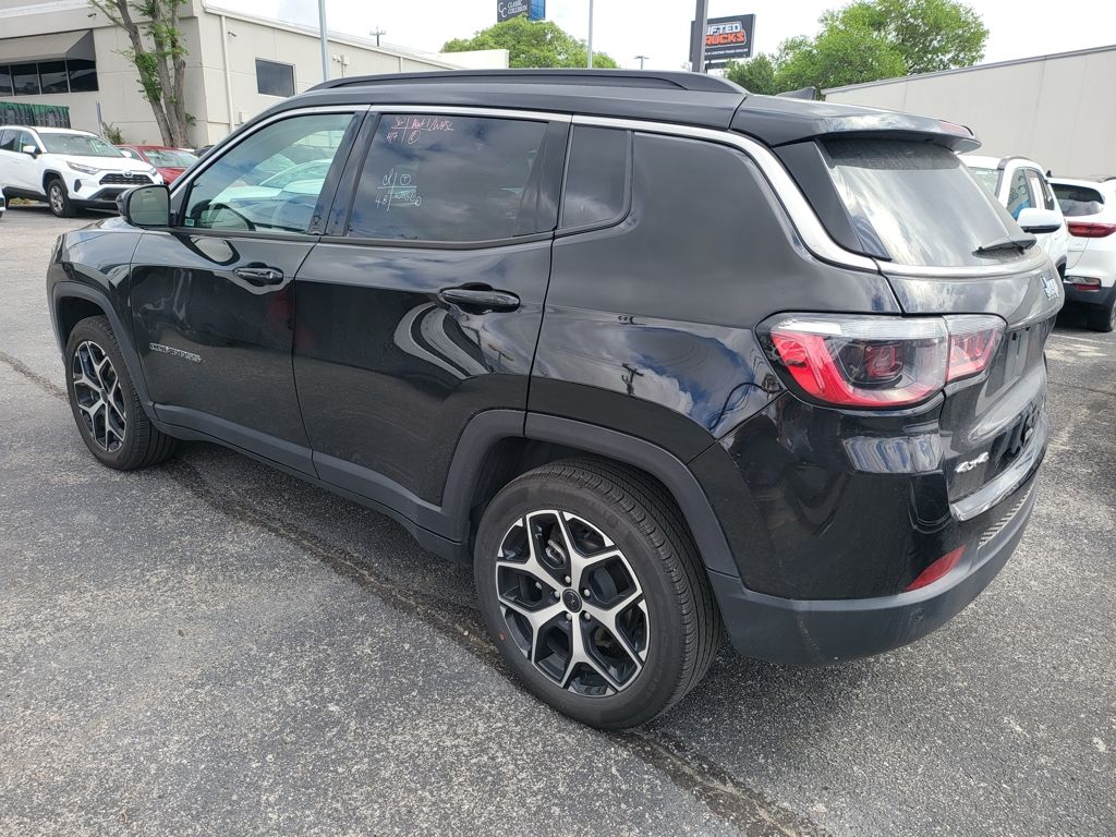 Thumbnail: 2025 Jeep Compass - 11