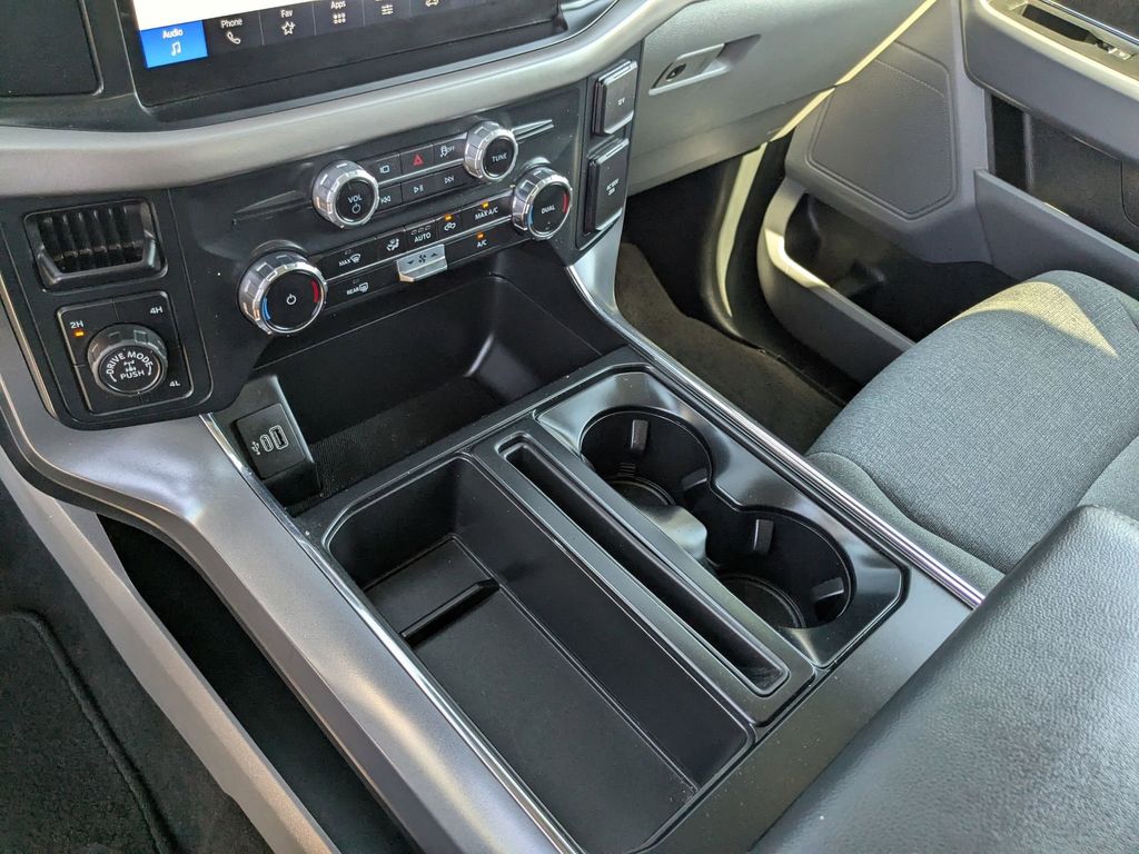 Thumbnail: 2025 Ford F-150 - 21