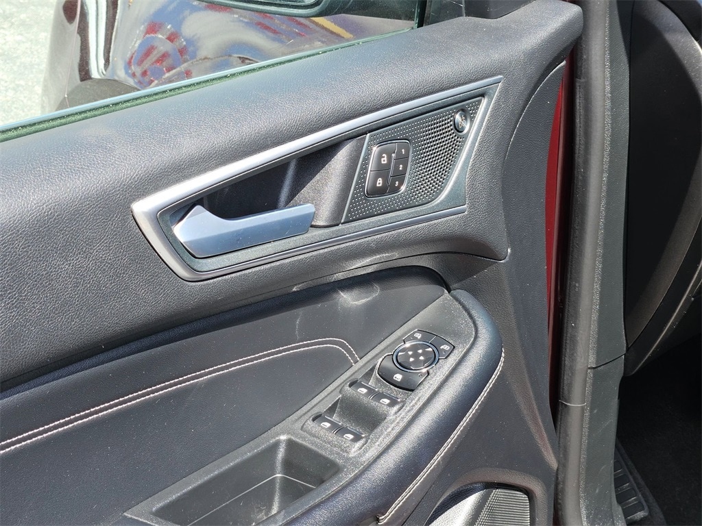 Thumbnail: 2024 Ford Edge - 12