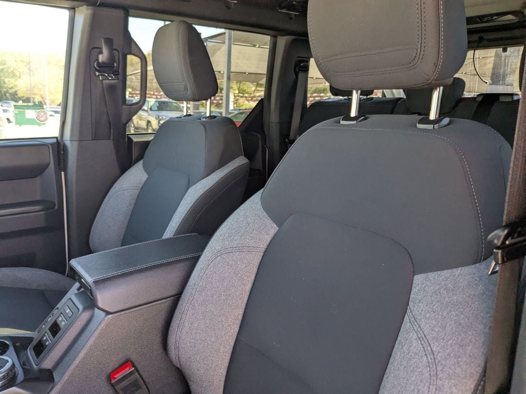 Thumbnail: 2025 Ford Bronco - 14