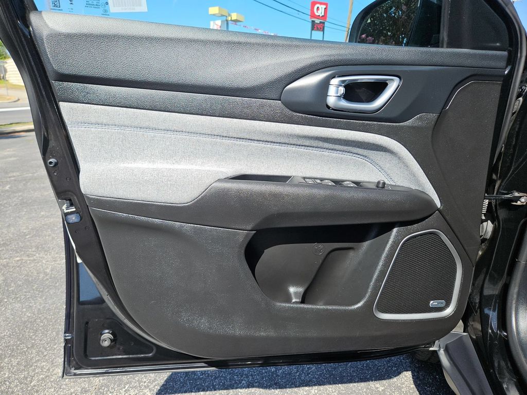 2025 Jeep Compass Latitude - Photo 14