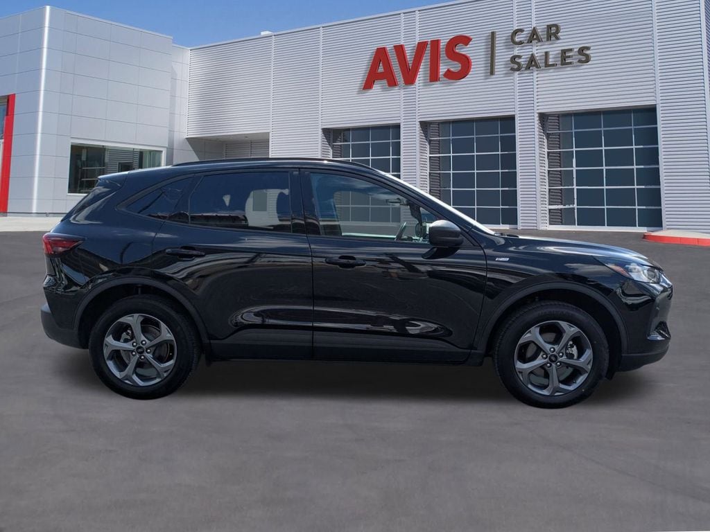 Thumbnail: 2025 Ford Escape - 7