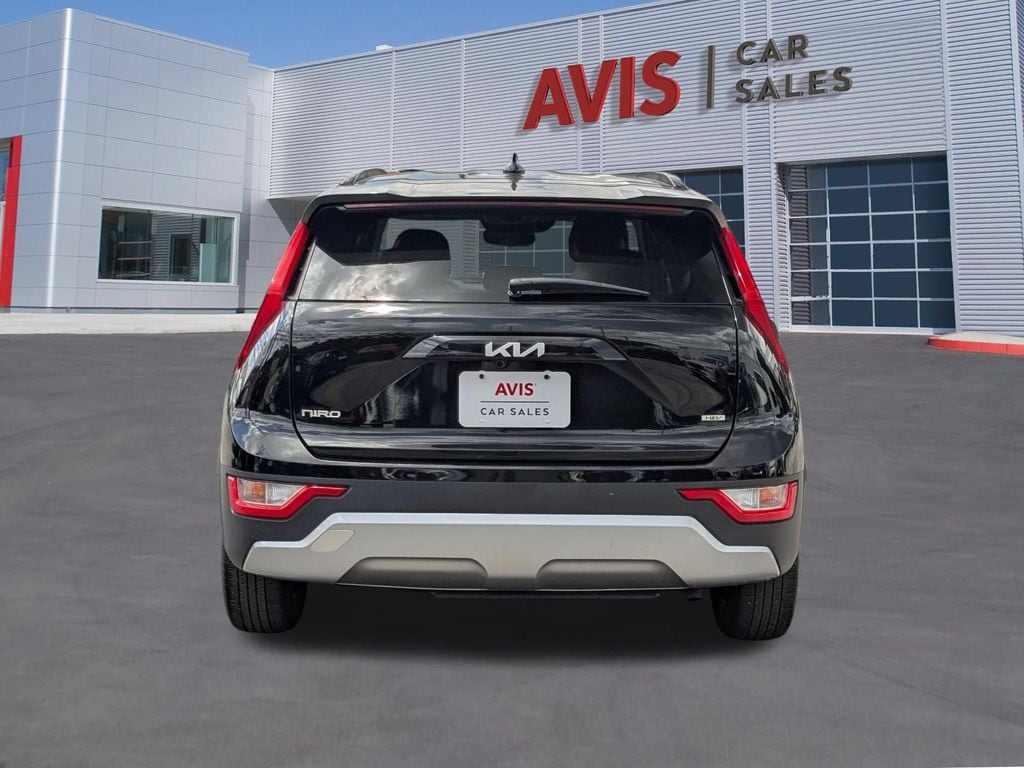Thumbnail: 2025 Kia Niro - 5