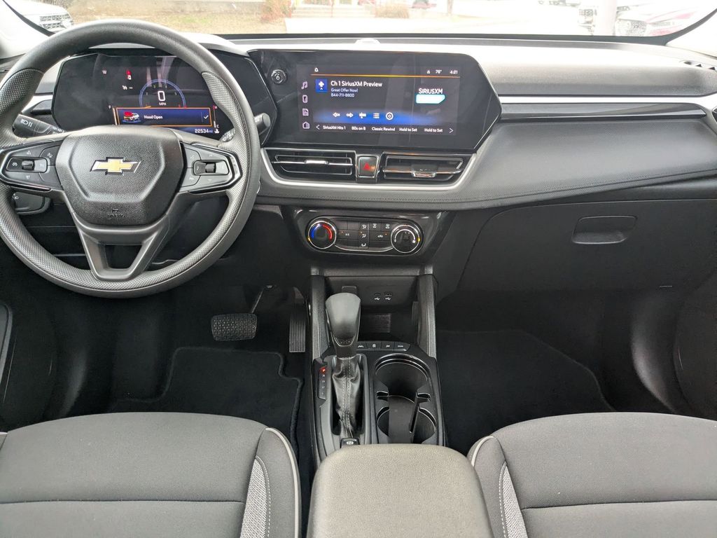 Thumbnail: 2025 Chevrolet TrailBlazer - 24