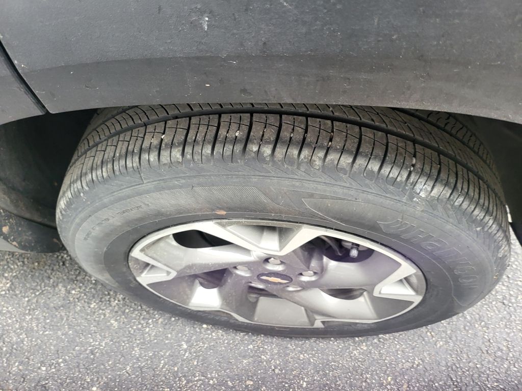 Thumbnail: 2025 Chevrolet Trax - 6