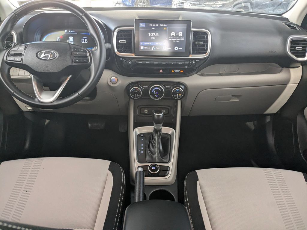 Thumbnail: 2025 Hyundai Venue - 23