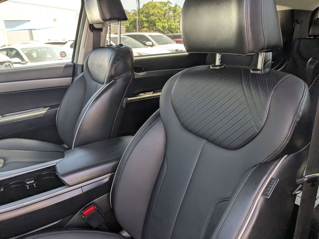 Thumbnail: 2025 Hyundai Palisade - 13