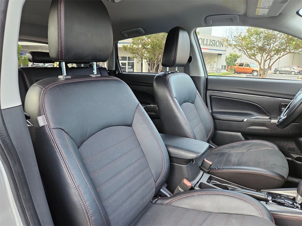 Thumbnail: 2024 Mitsubishi Outlander Sport - 29