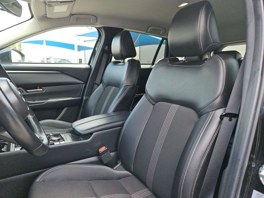 Thumbnail: 2025 Mazda CX-50 - 16