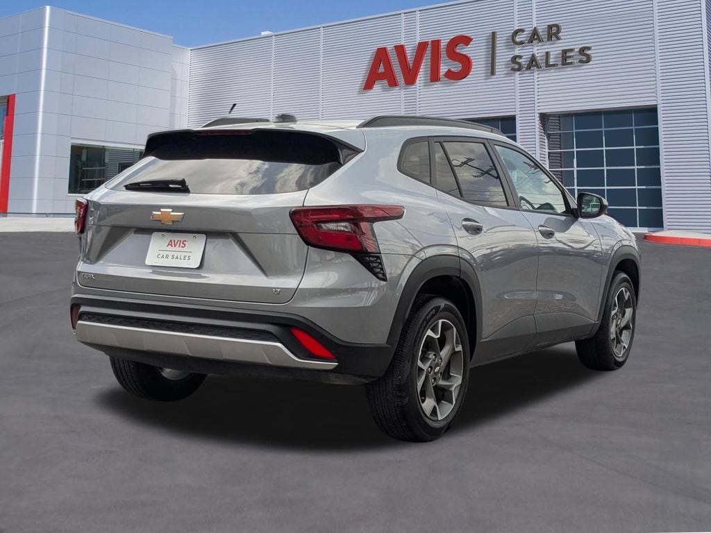 Thumbnail: 2025 Chevrolet Trax - 6