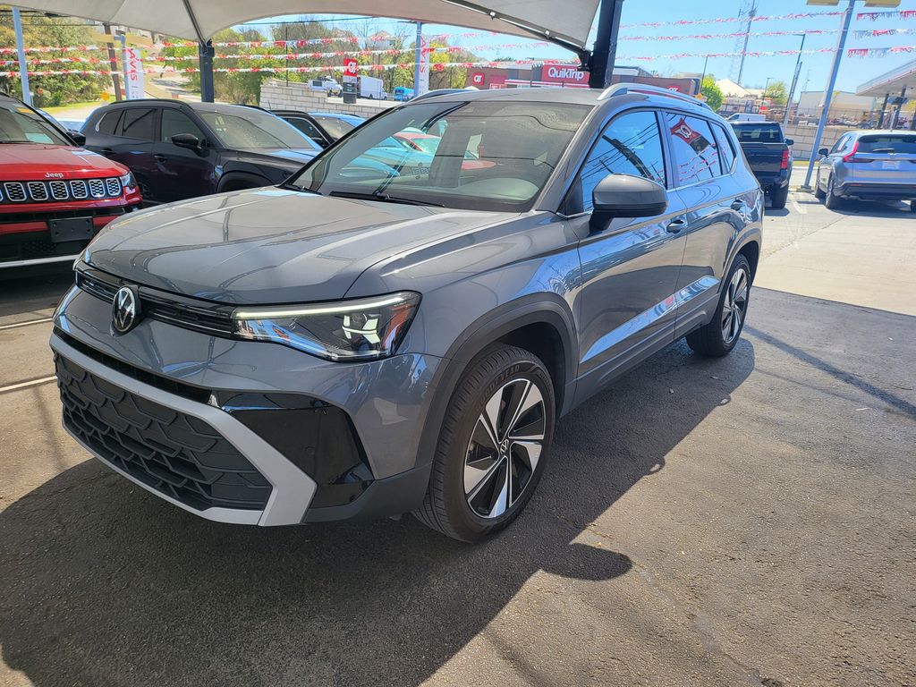 Thumbnail: 2025 Volkswagen Taos - 1