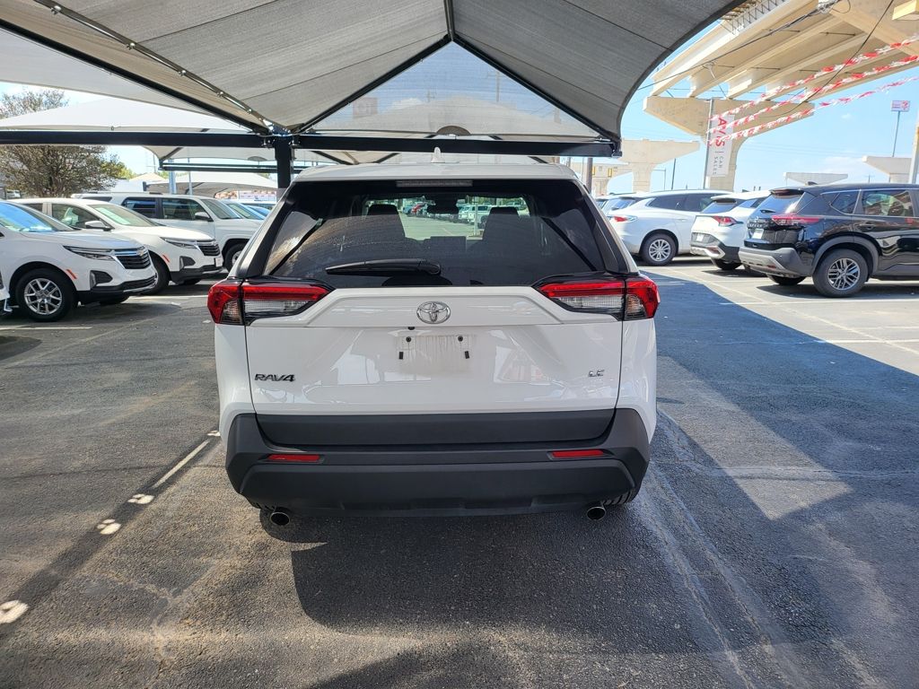 Thumbnail: 2025 Toyota RAV4 - 15