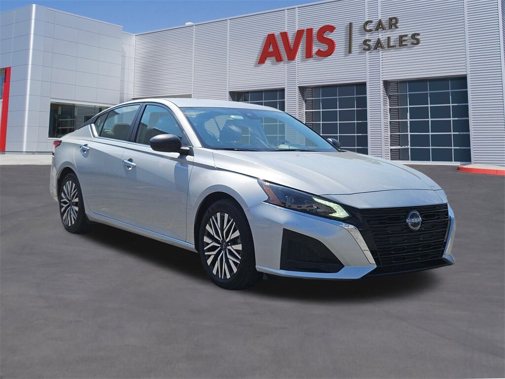 2024 Nissan Altima 2.5 SV photo 3