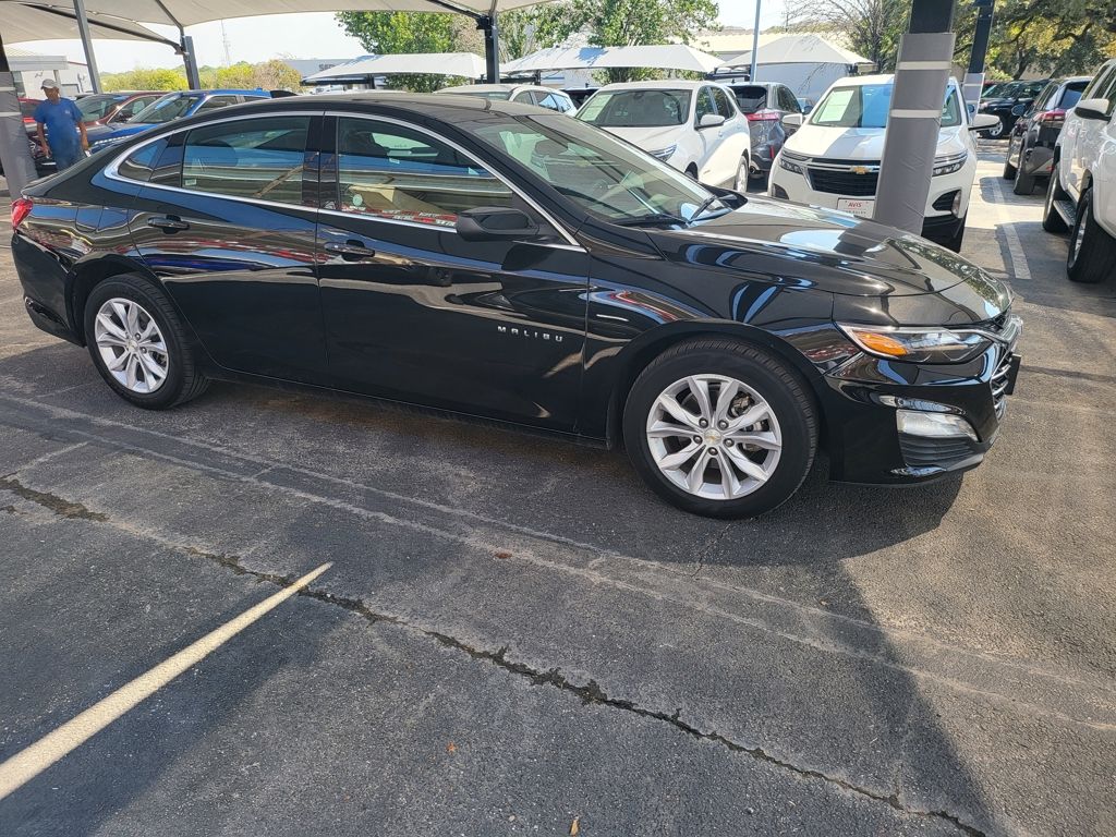 Thumbnail: 2024 Chevrolet Malibu - 4