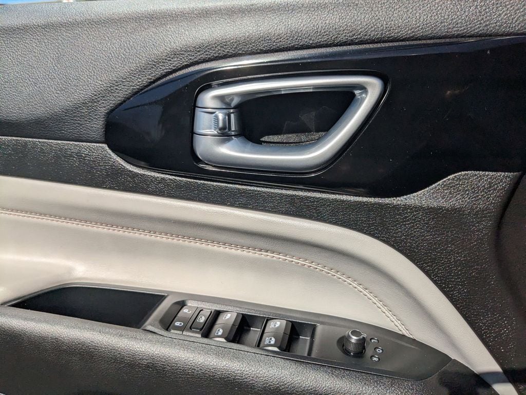 Thumbnail: 2025 Jeep Compass - 15