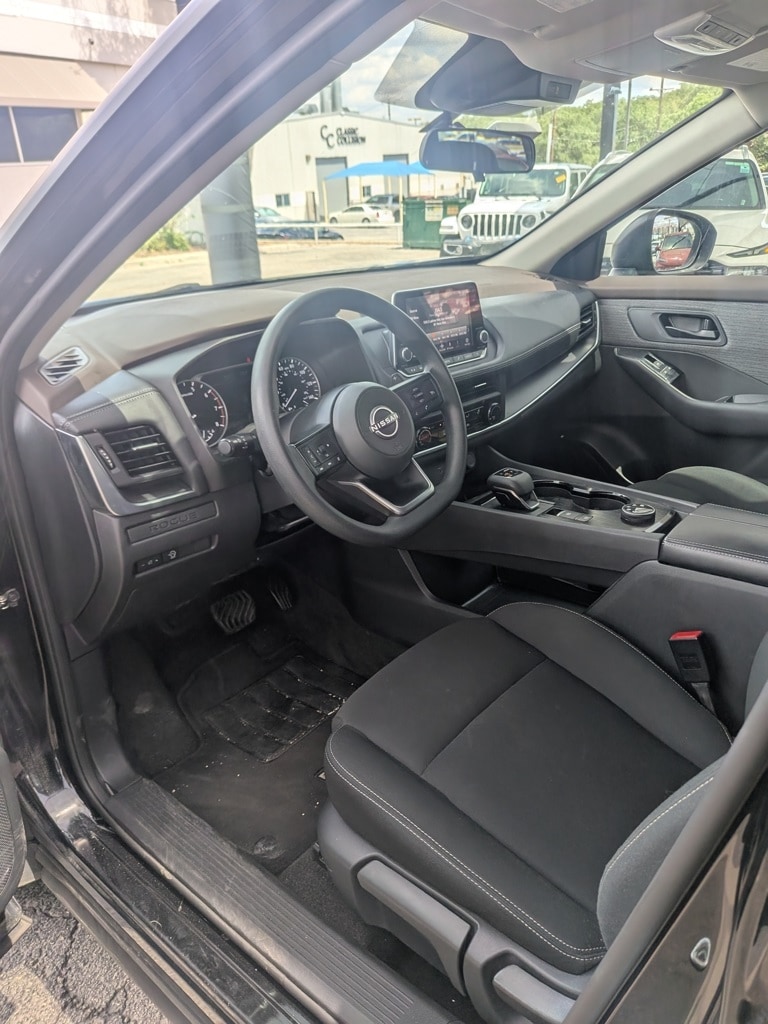 Thumbnail: 2023 Nissan Rogue - 4
