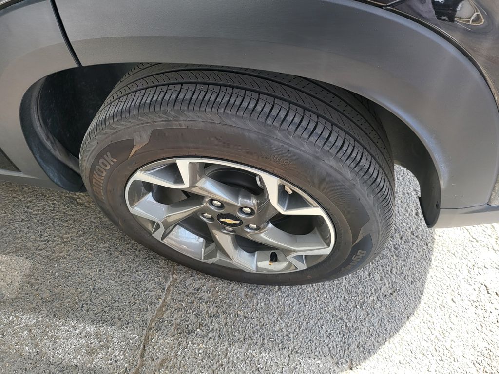 Thumbnail: 2025 Chevrolet Trax - 11