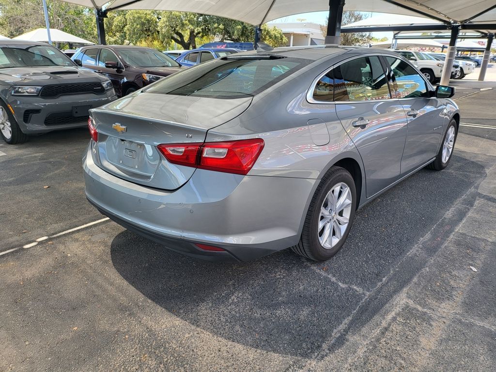 Thumbnail: 2024 Chevrolet Malibu - 6